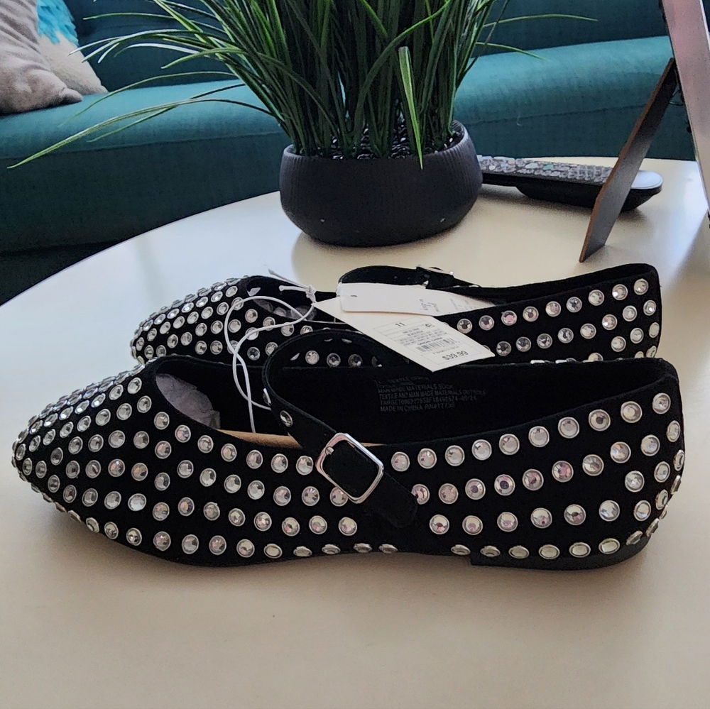 A New Day Black Flats with Rhinestone Accents NWT SZ 11 - Picture 2 of 4